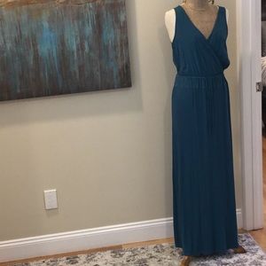 Splendid cross front nursing maxi dress medium